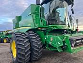 Thumbnail image John Deere S780 3