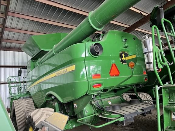 Image of John Deere S780 equipment image 4