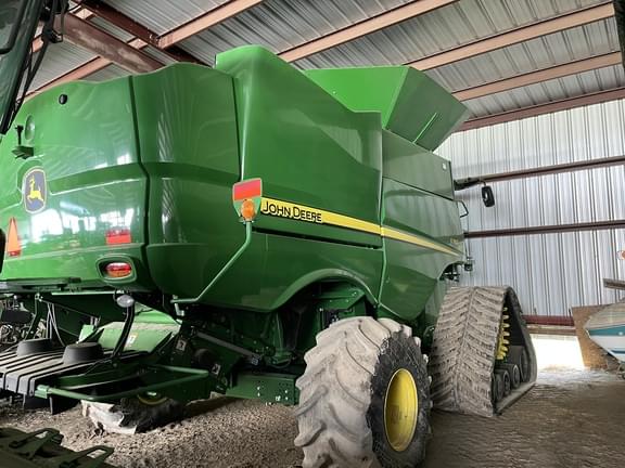 Image of John Deere S780 equipment image 3