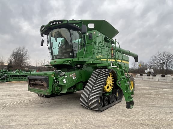 Image of John Deere S780 Primary image