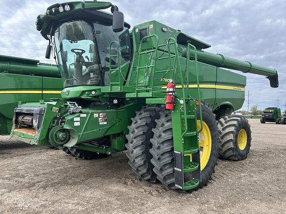 Image of John Deere S780 equipment image 1