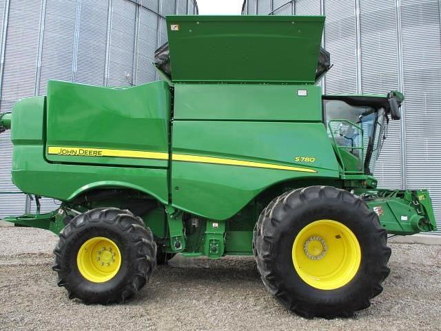 Image of John Deere S780 equipment image 3