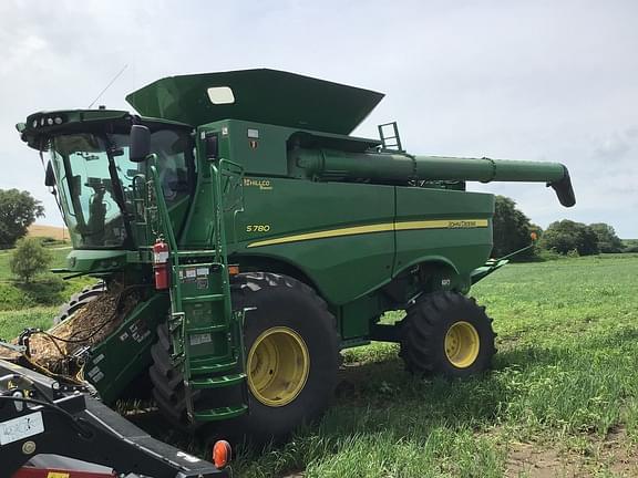 Image of John Deere S780 equipment image 3