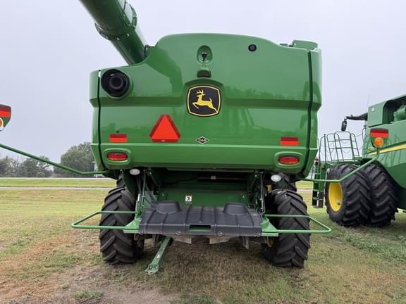 Image of John Deere S780 equipment image 3