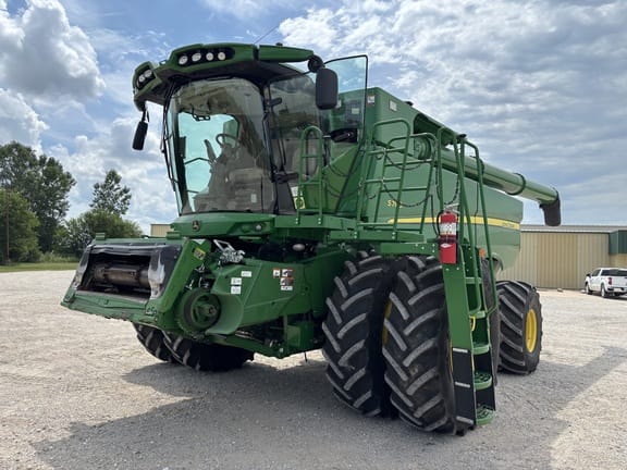 2021 John Deere S780 Equipment Image0
