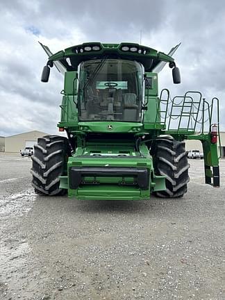 Image of John Deere S780 equipment image 1