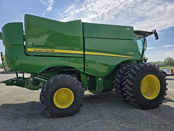 Image of John Deere S780 equipment image 4