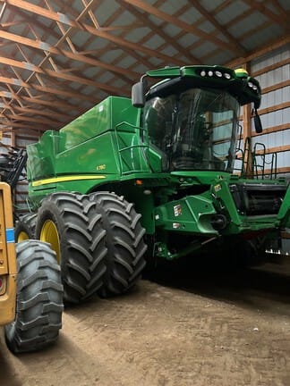 Main image John Deere S780