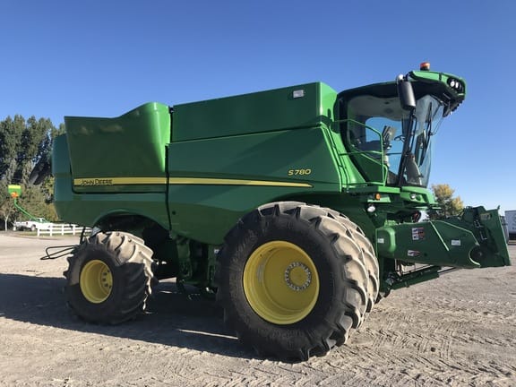 Main image John Deere S780