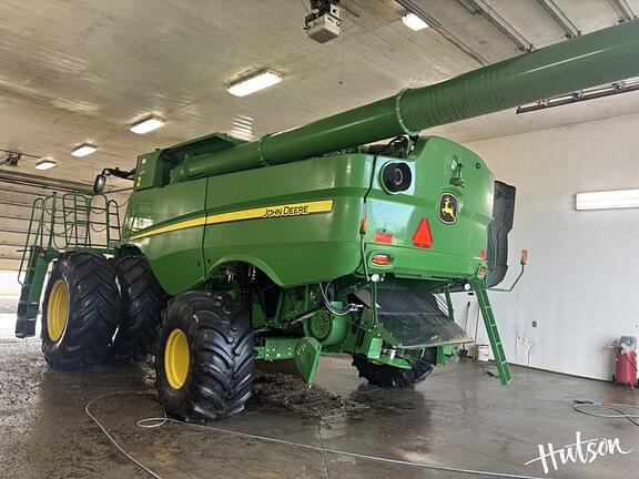 Image of John Deere S780 equipment image 3