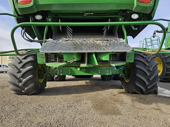Image of John Deere S780 equipment image 4