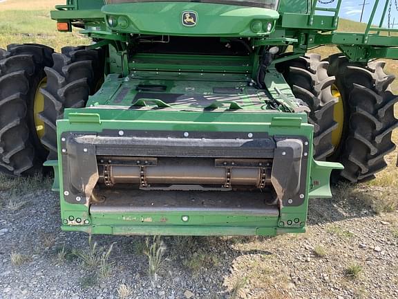 Image of John Deere S780 equipment image 4