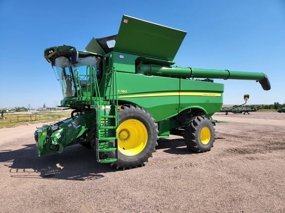 Main image John Deere S780