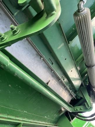 Image of John Deere S780 equipment image 4