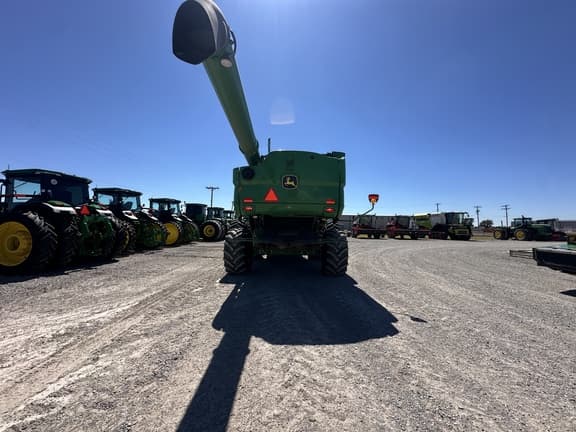 Image of John Deere S780 equipment image 3