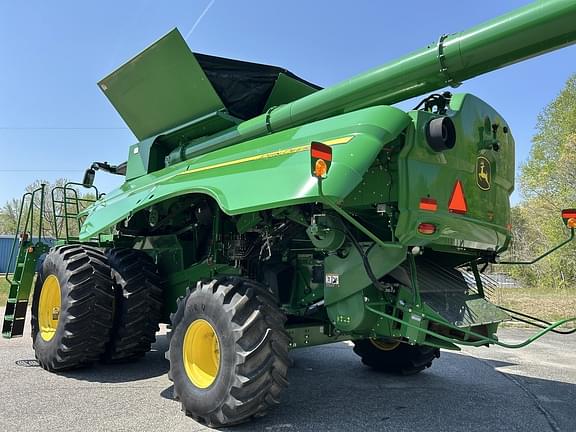 Image of John Deere S780 equipment image 3