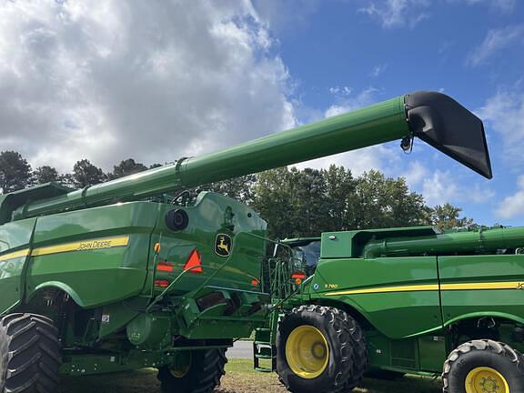 Image of John Deere S780 equipment image 3