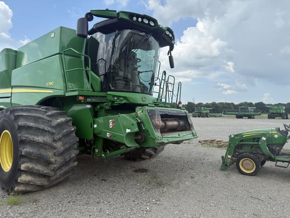 Image of John Deere S780 Primary image