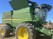 Thumbnail image John Deere S780 1