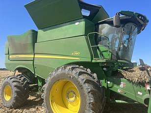 Main image John Deere S780 1