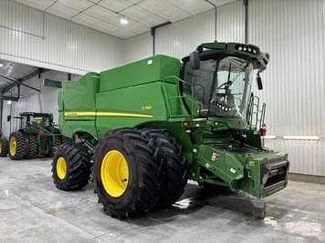 Main image John Deere S780