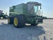 Thumbnail image John Deere S780 3