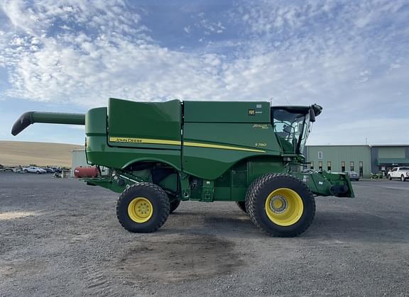 Image of John Deere S780 equipment image 4