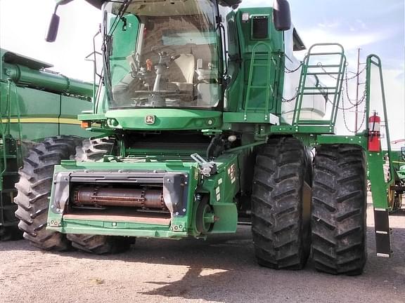 Image of John Deere S780 equipment image 2