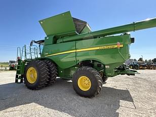 Main image John Deere S780 10