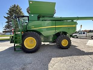 Main image John Deere S780 11