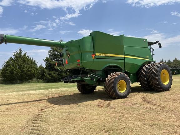 Image of John Deere S780 equipment image 4