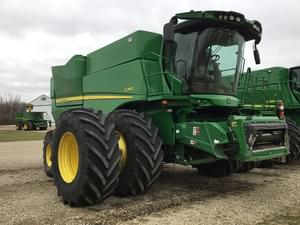 2021 John Deere S780 Image