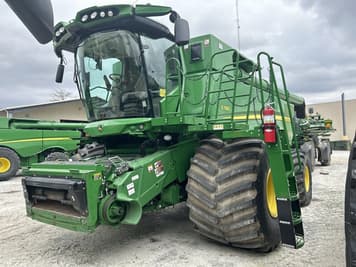 Main image John Deere S780