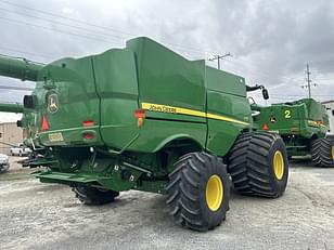 Main image John Deere S780 6