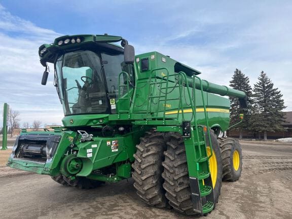 2021 John Deere S780 Equipment Image0