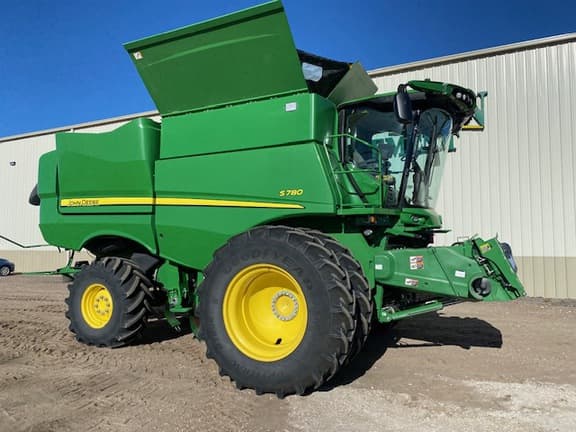Image of John Deere S780 Primary image