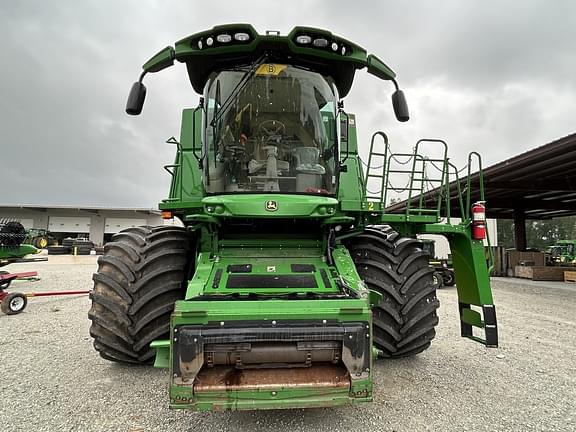 Image of John Deere S780 equipment image 2