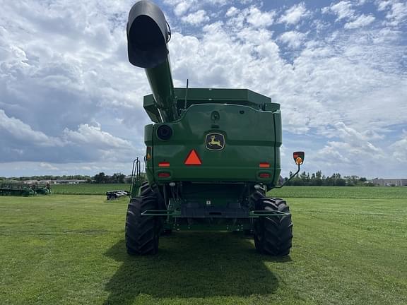Image of John Deere S780 equipment image 3