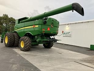 Main image John Deere S780 1