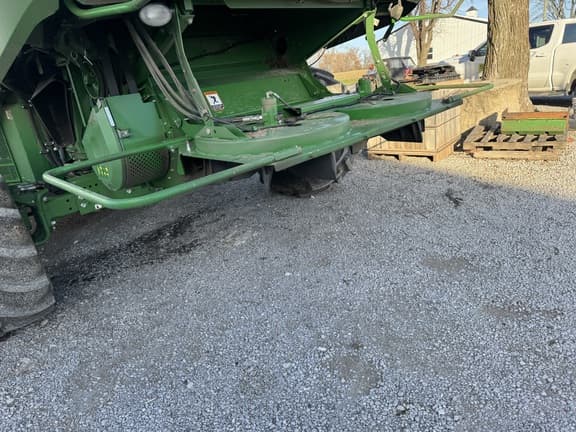 Image of John Deere S780 equipment image 4