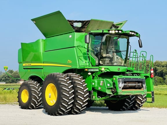 2021 John Deere S780 Equipment Image0