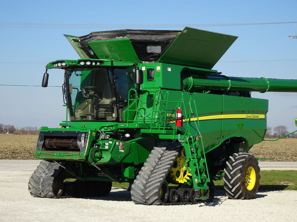 Main image John Deere S780