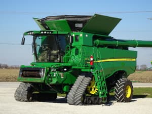 2021 John Deere S780 Image