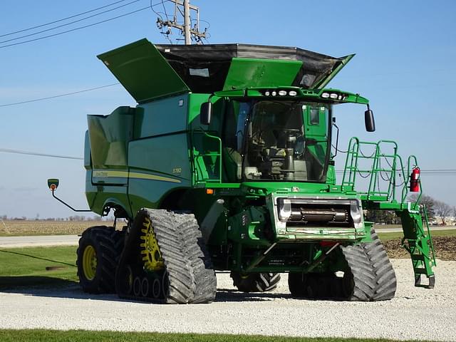 Image of John Deere S780 equipment image 4