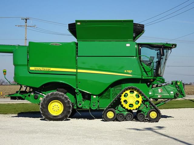 Image of John Deere S780 equipment image 4