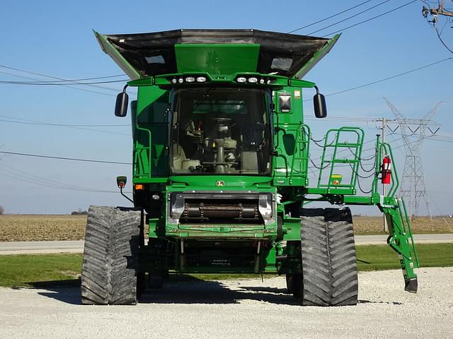 Image of John Deere S780 equipment image 2