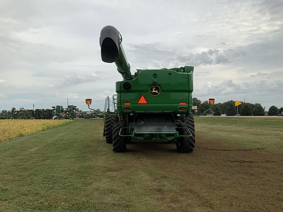 Image of John Deere S780 equipment image 3