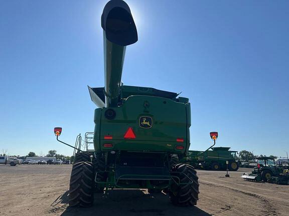 Image of John Deere S780 equipment image 3