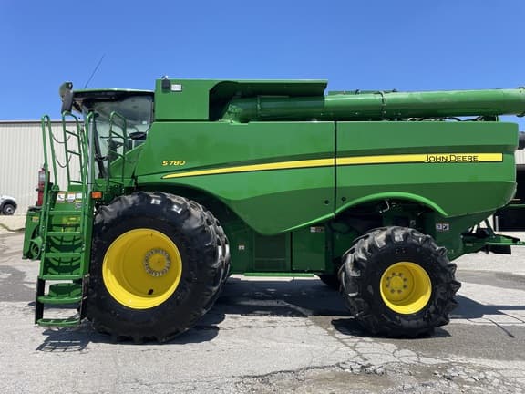Image of John Deere S780 equipment image 4