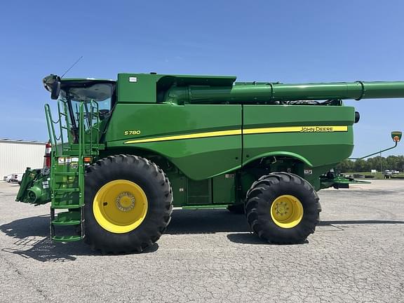 Image of John Deere S780 Primary image